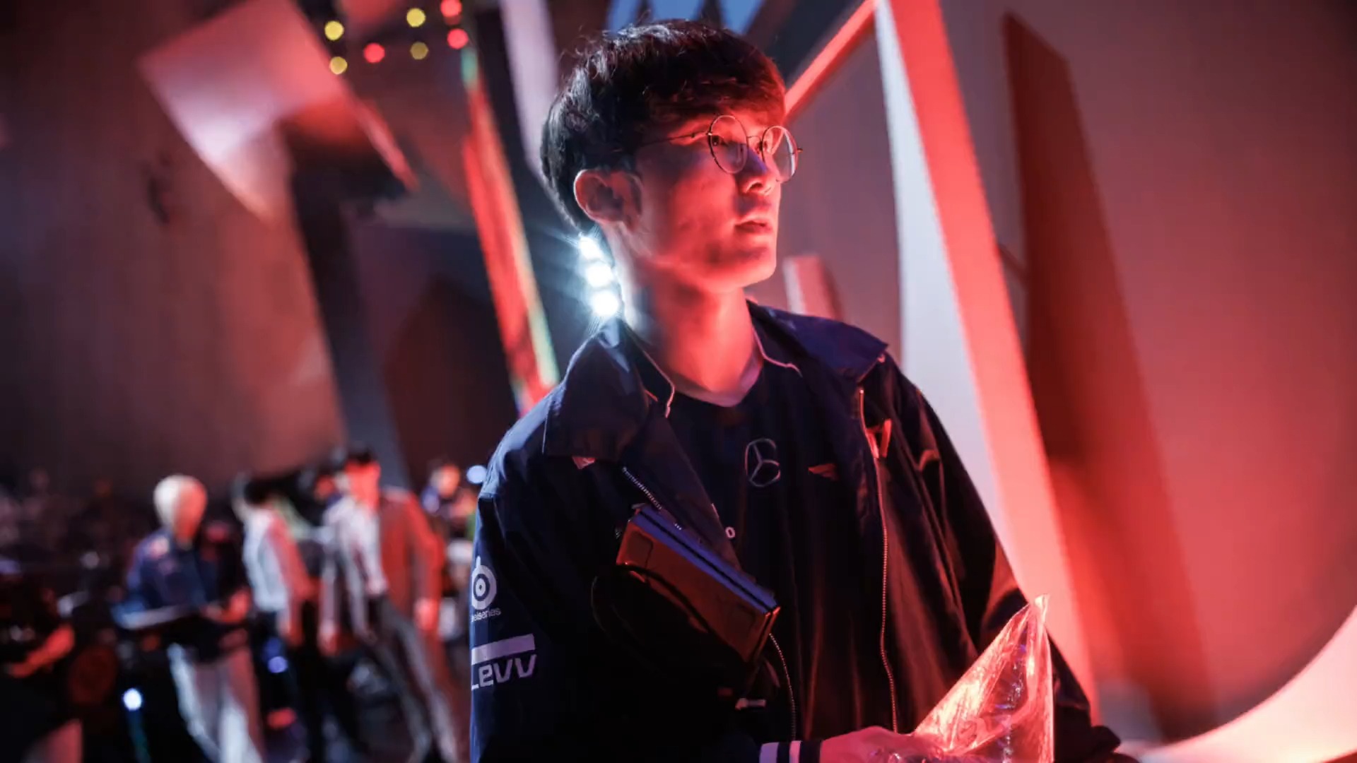 这类小步快 这类小步快